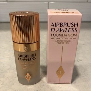 Charlotte Tilbury Airbrush Flawless Foundation